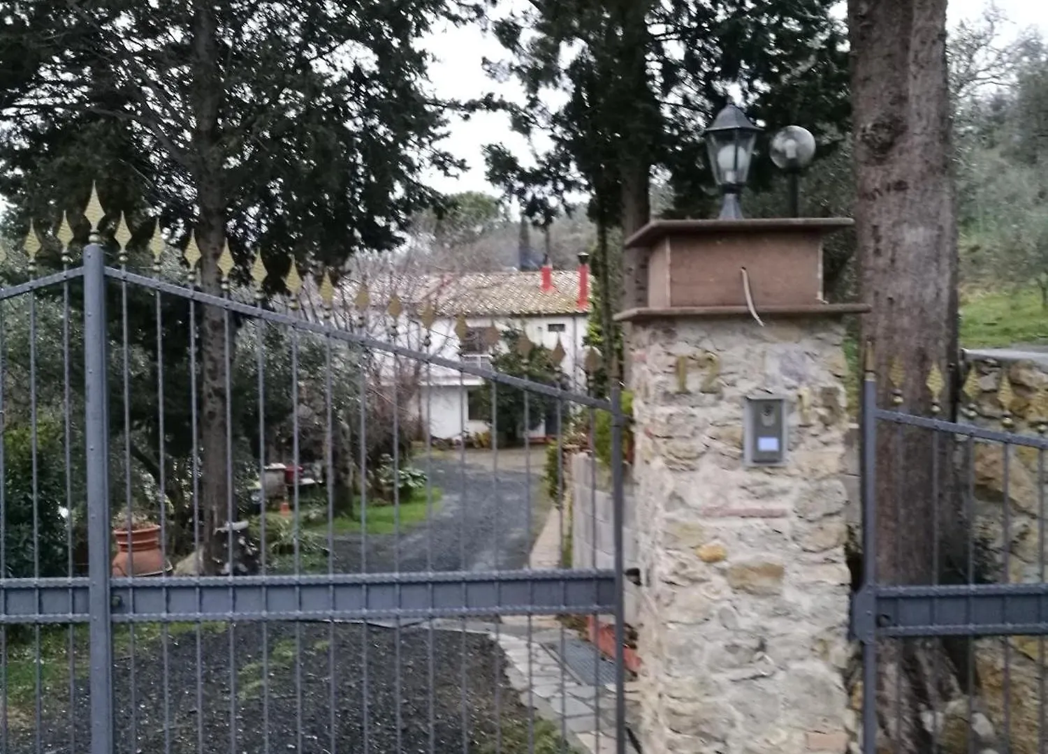 Agriturismo Il Badalo Riparbella 0*,