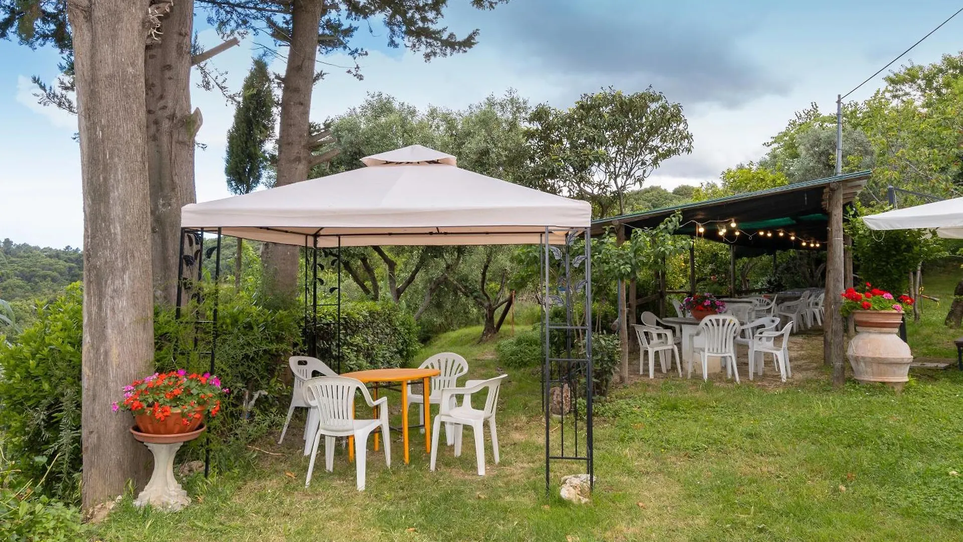 مزرعة للإقامة Agriturismo Il Badalo ريباربيلا إيطاليا